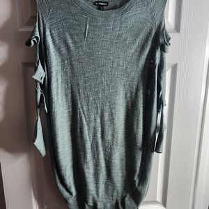 Express Textured Knit Sweater in Green